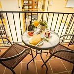 فندق Arunda Ii 2*