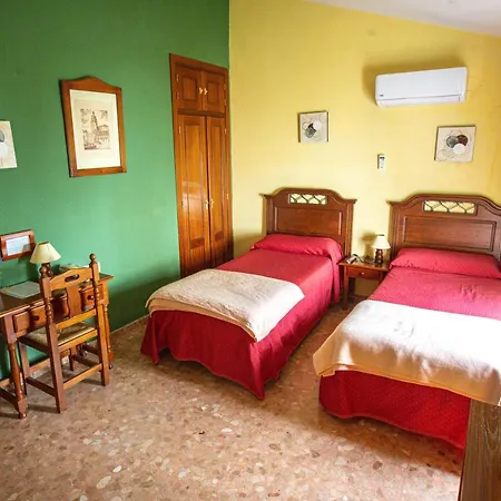 Arunda Ii فندق 2*