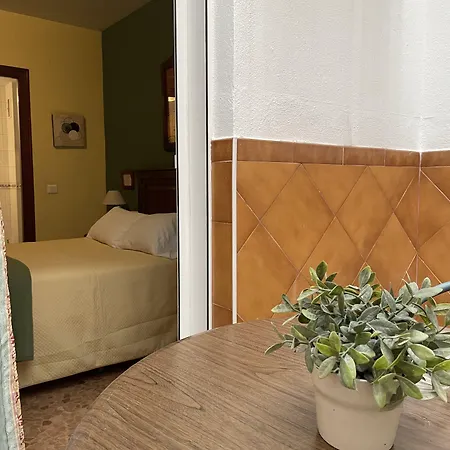 阿伦达二号公寓 酒店 龙达